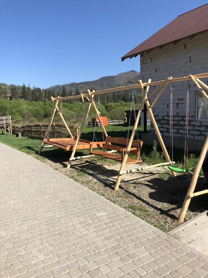 Сонячні Карпати Hotel Slavske Buitenkant foto