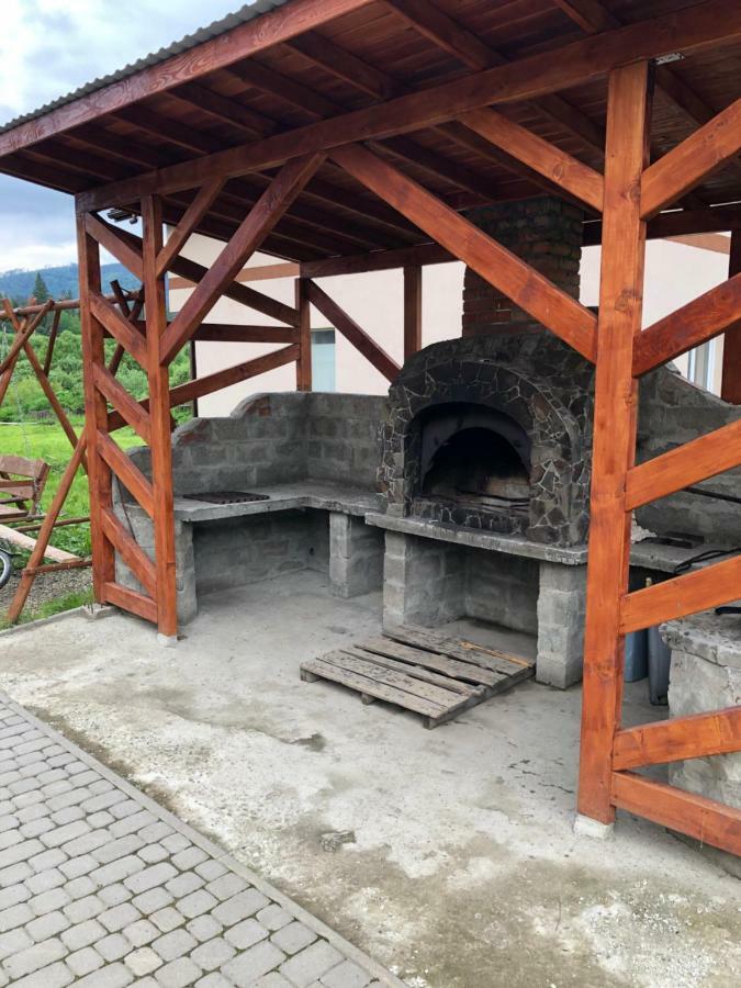Сонячні Карпати Hotel Slavske Buitenkant foto