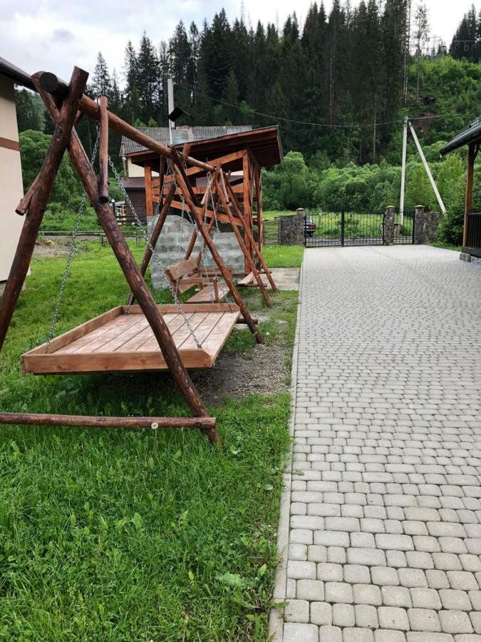 Сонячні Карпати Hotel Slavske Buitenkant foto