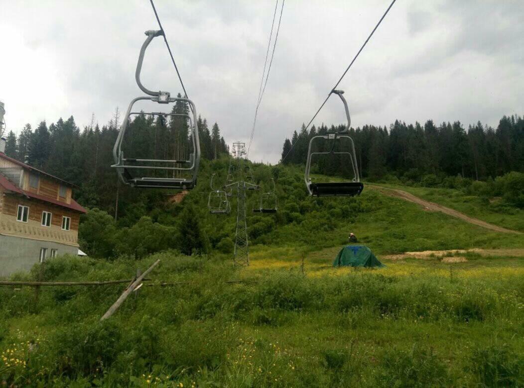 Сонячні Карпати Hotel Slavske Buitenkant foto